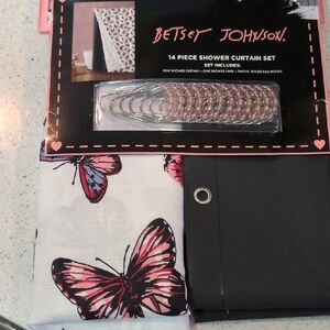 BETSY JOHNSON  Pink and Black Butterfly Shower Curtain Set